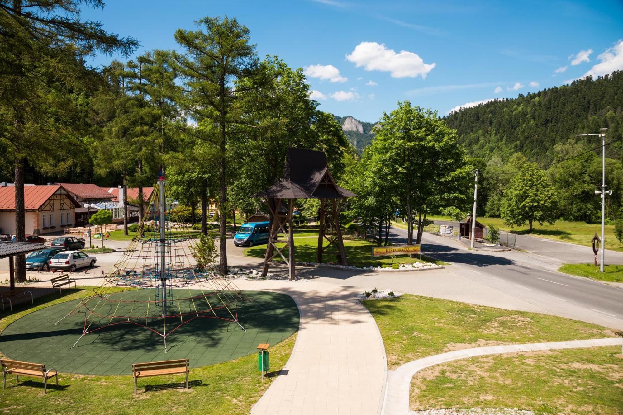 Kupelne Domceky - Kupele Cerveny Klastor Smerdzonka Экстерьер фото